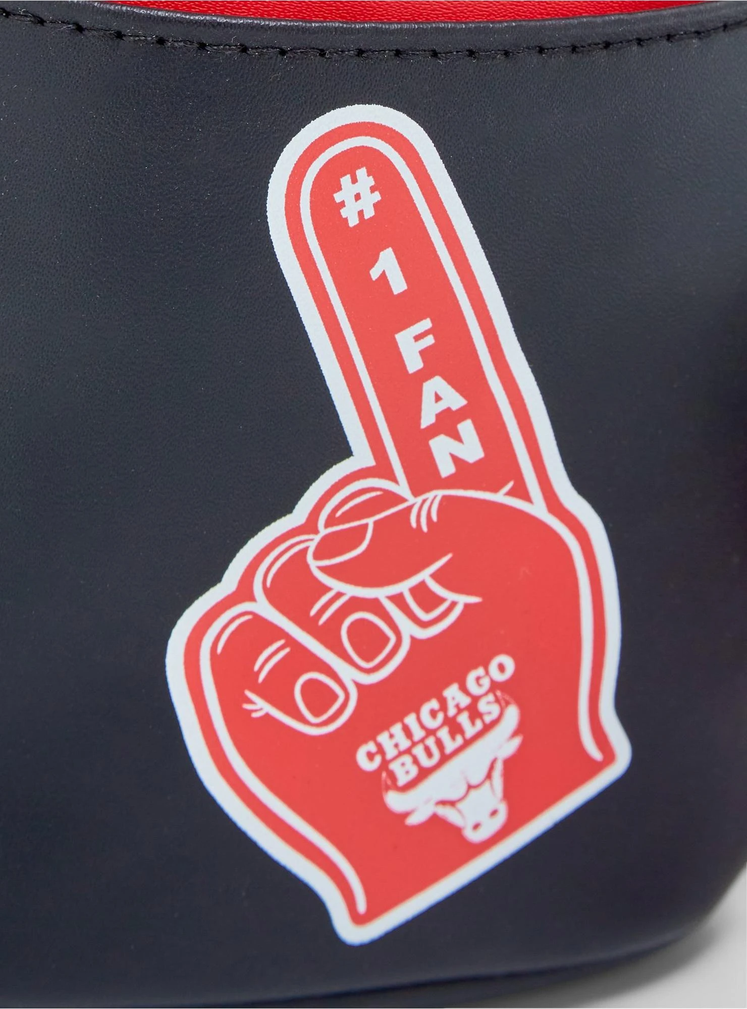 Loungefly NBA Chicago Bulls Mini Backpack 4 Loungefly NBA Chicago Bulls Mini Backpack - Image 4