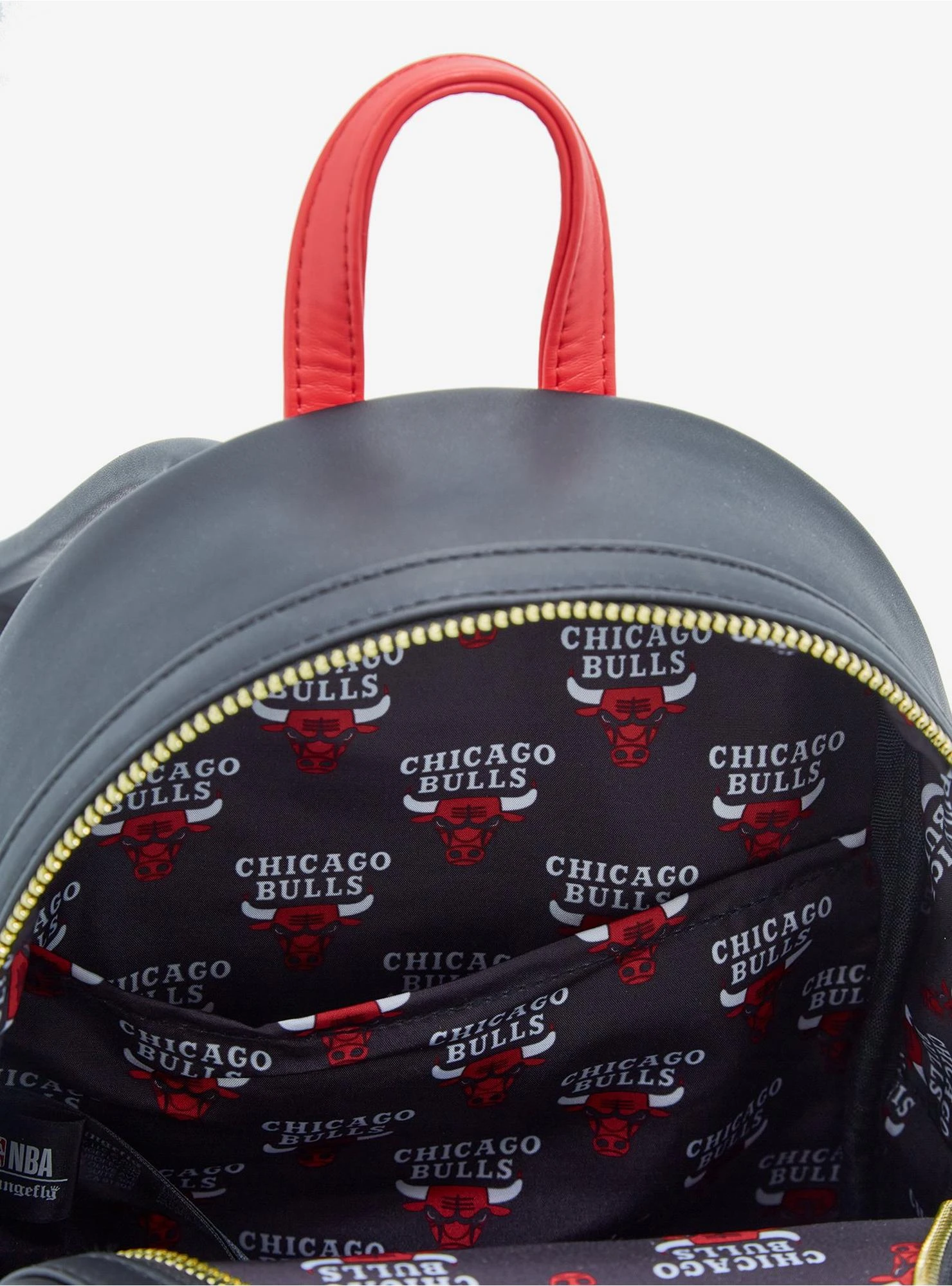 Loungefly NBA Chicago Bulls Mini Backpack 5 Loungefly NBA Chicago Bulls Mini Backpack - Image 5
